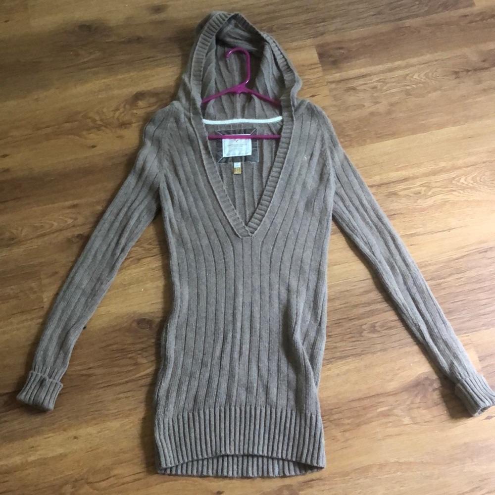 AE Brown sweater